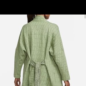 Nike Therma Fit Yoga Kimono